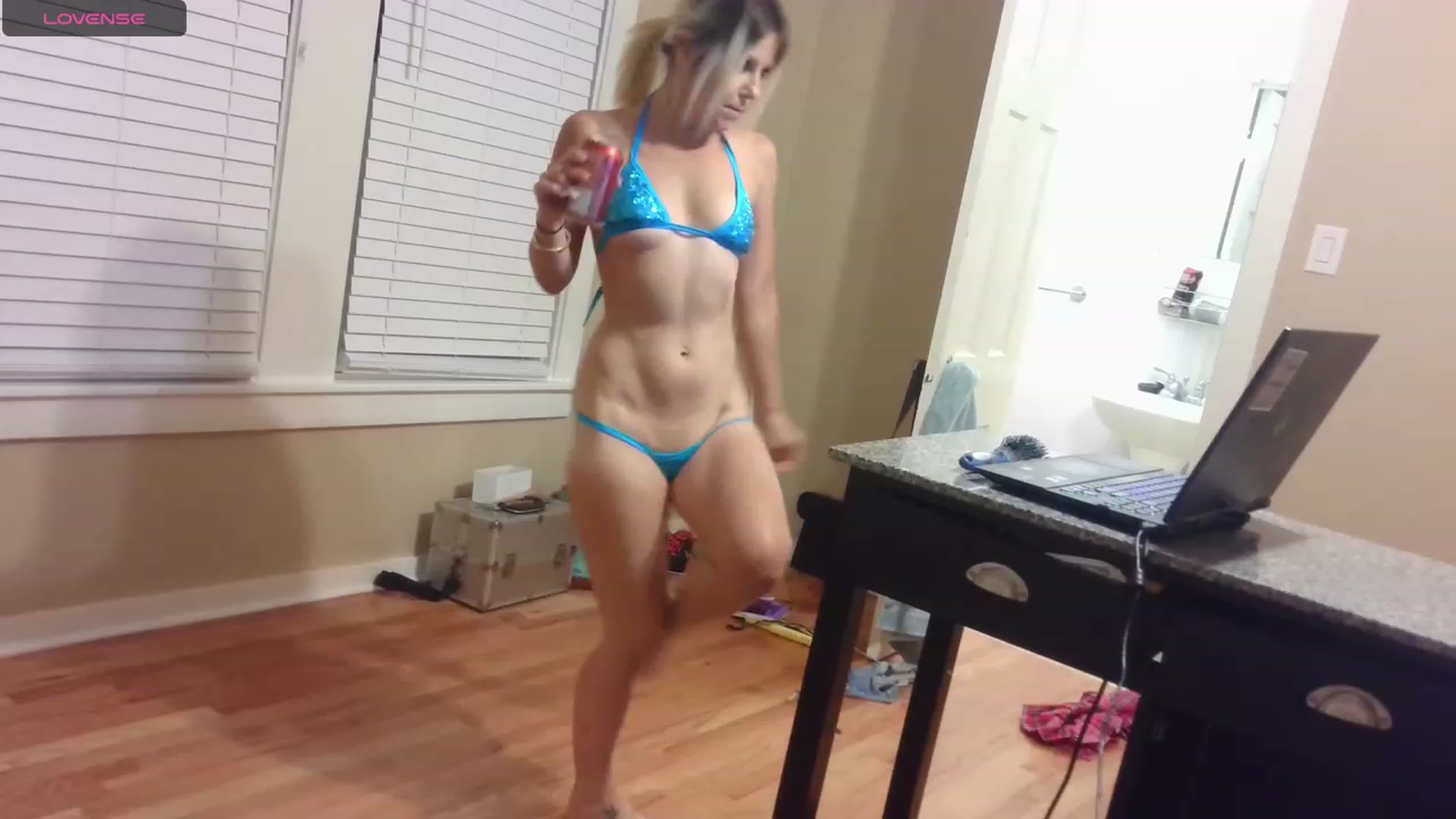 Gallery image thumbnail from HollyHanna's myfreecams stream on, 08/29/2023, 02:19 image 5 of 20