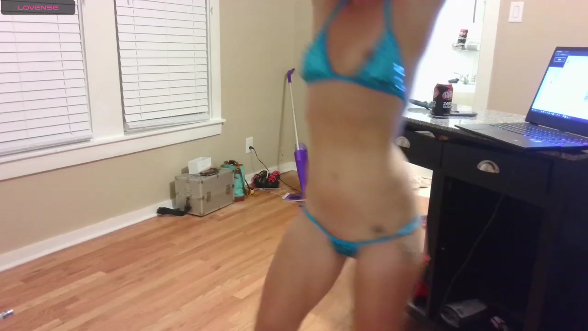 Gallery image thumbnail from HollyHanna's myfreecams stream on, 08/29/2023, 02:19 image 19 of 20
