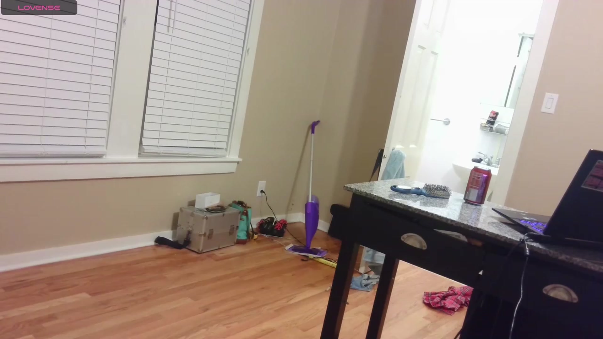 Gallery image thumbnail from HollyHanna's myfreecams stream on, 08/29/2023, 02:19 image 3 of 20
