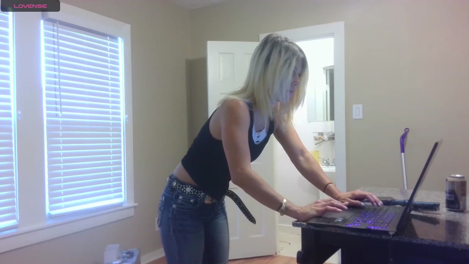 Gallery image thumbnail from HollyHanna's myfreecams stream on, 08/30/2023, 24:10 image 6 of 20