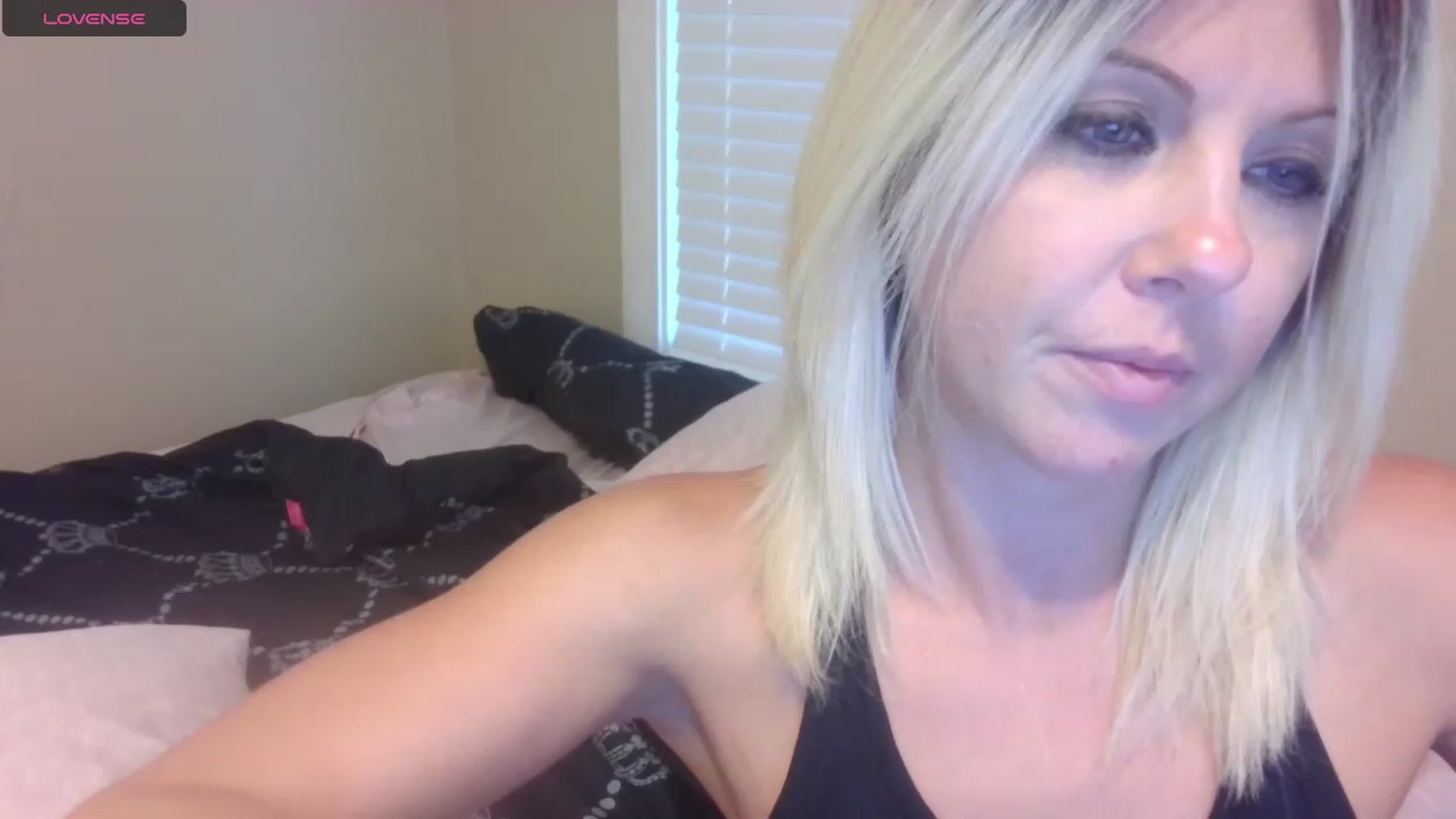 Gallery image thumbnail from HollyHanna's myfreecams stream on, 08/30/2023, 24:10 image 13 of 20