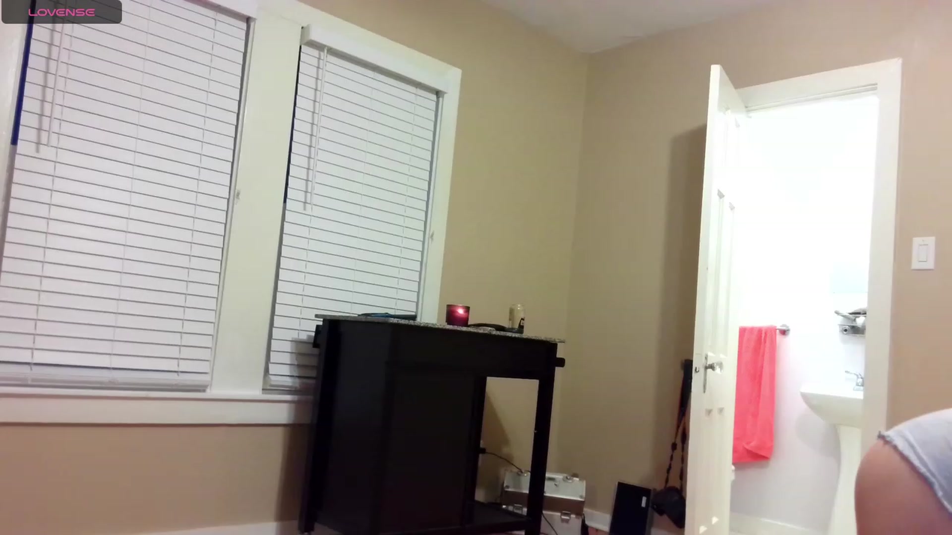 Gallery image thumbnail from HollyHanna's myfreecams stream on, 09/07/2023, 01:34 image 8 of 20