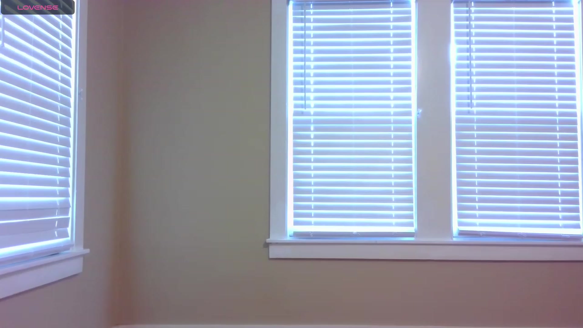 Gallery image thumbnail from HollyHanna's myfreecams stream on, 09/08/2023, 22:14 image 18 of 20