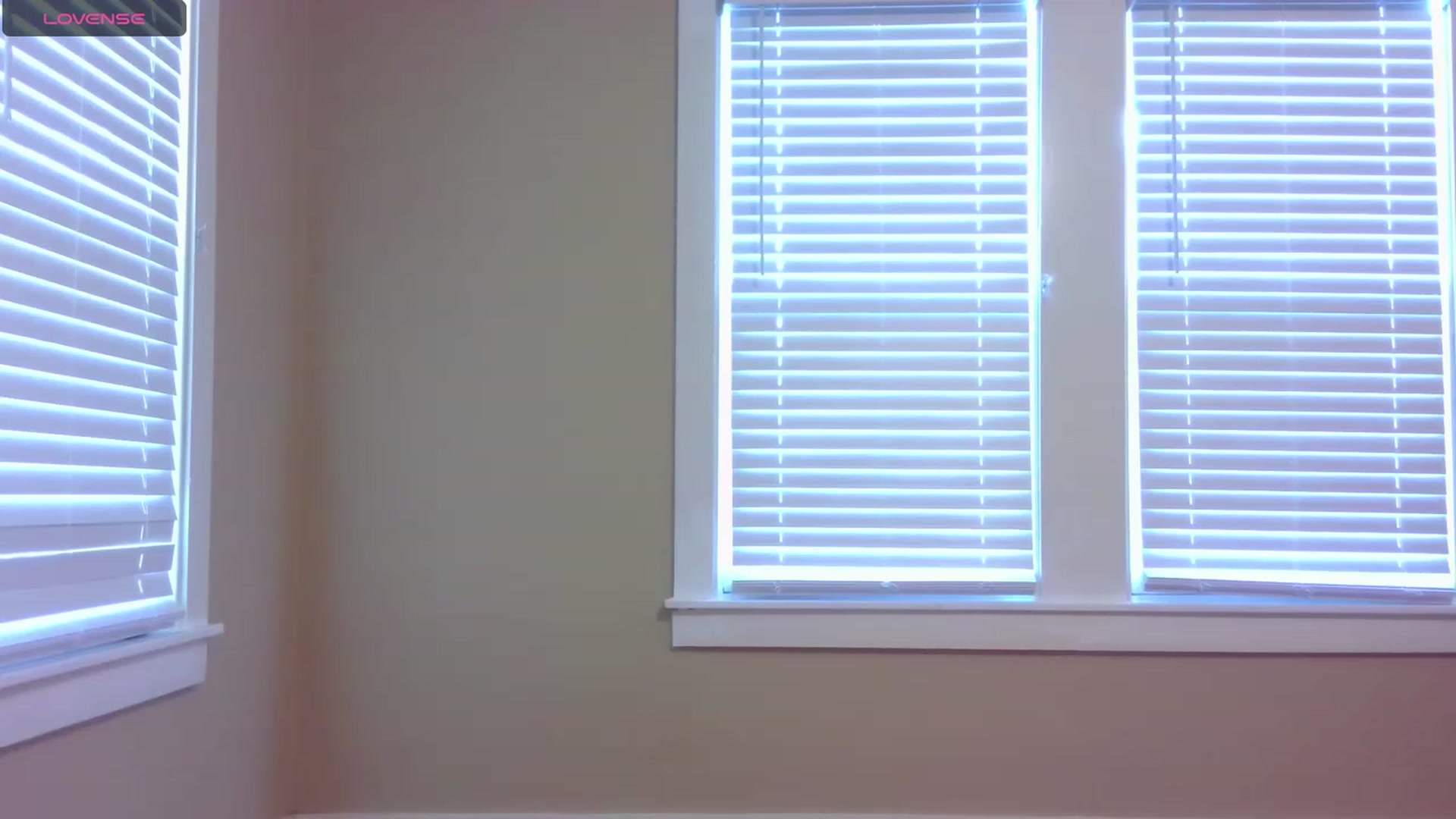 Gallery image thumbnail from HollyHanna's myfreecams stream on, 09/08/2023, 22:14 image 19 of 20