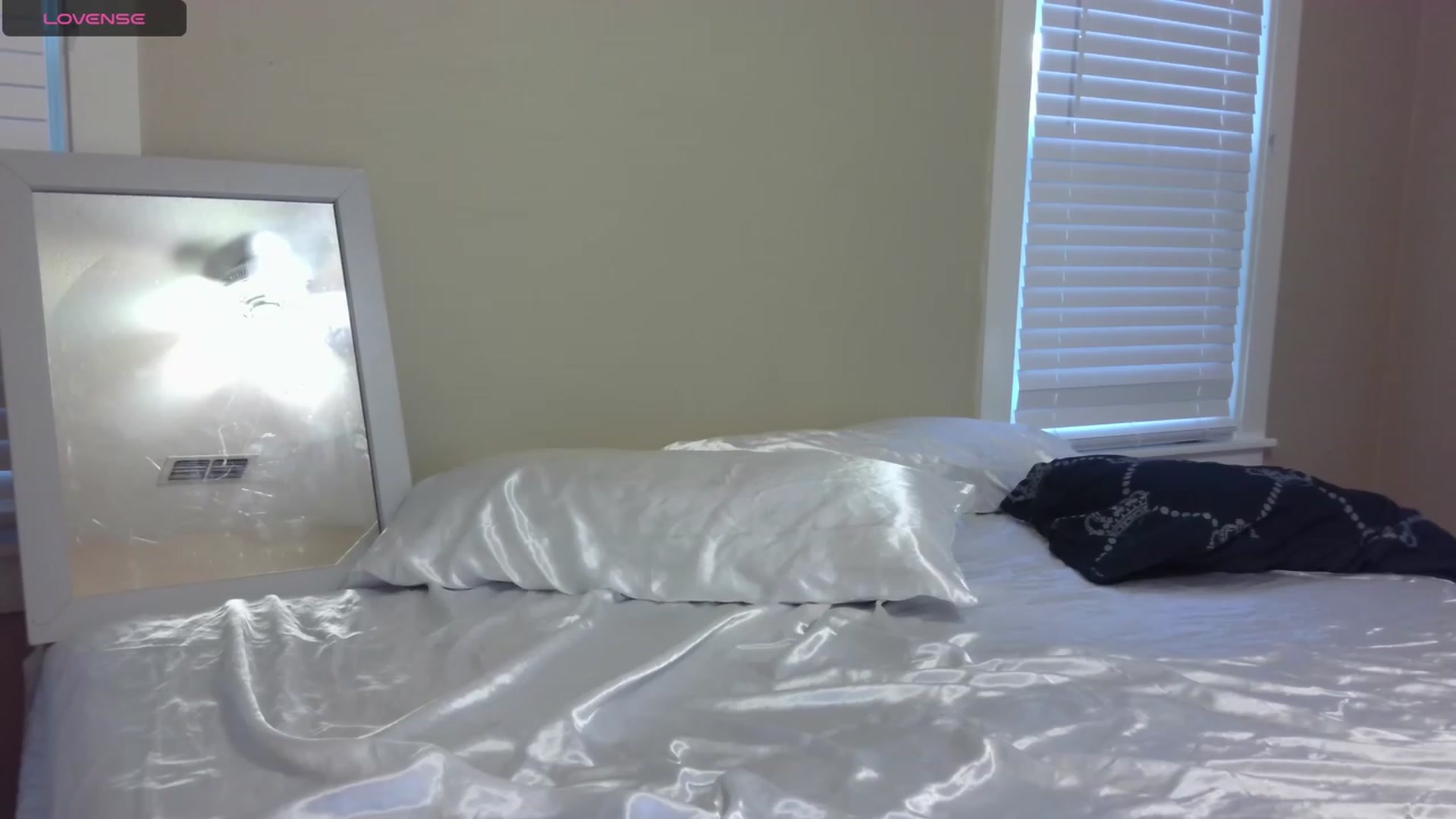 Gallery image thumbnail from HollyHanna's myfreecams stream on, 09/12/2023, 23:55 image 9 of 20