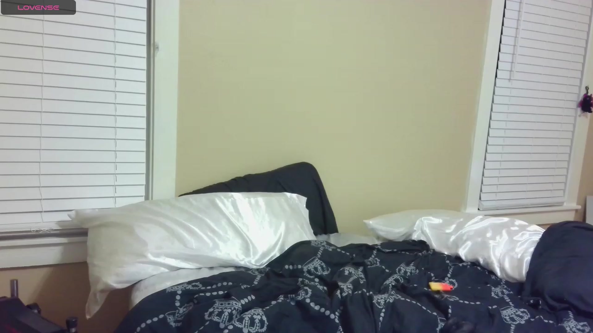 Gallery image thumbnail from HollyHanna's myfreecams stream on, 09/18/2023, 03:21 image 3 of 20