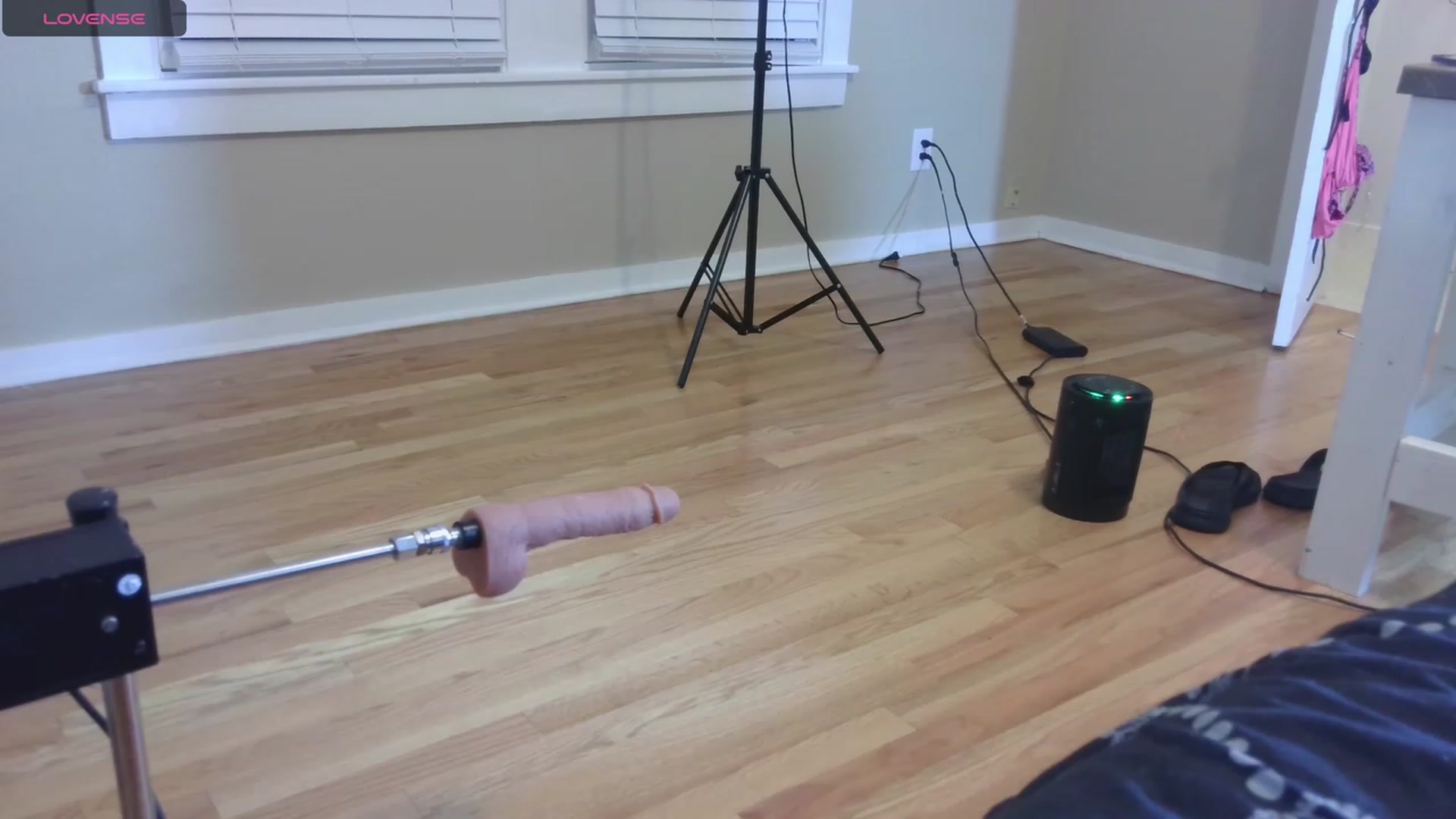 Gallery image thumbnail from HollyHanna's myfreecams stream on, 09/28/2023, 04:26 image 19 of 20