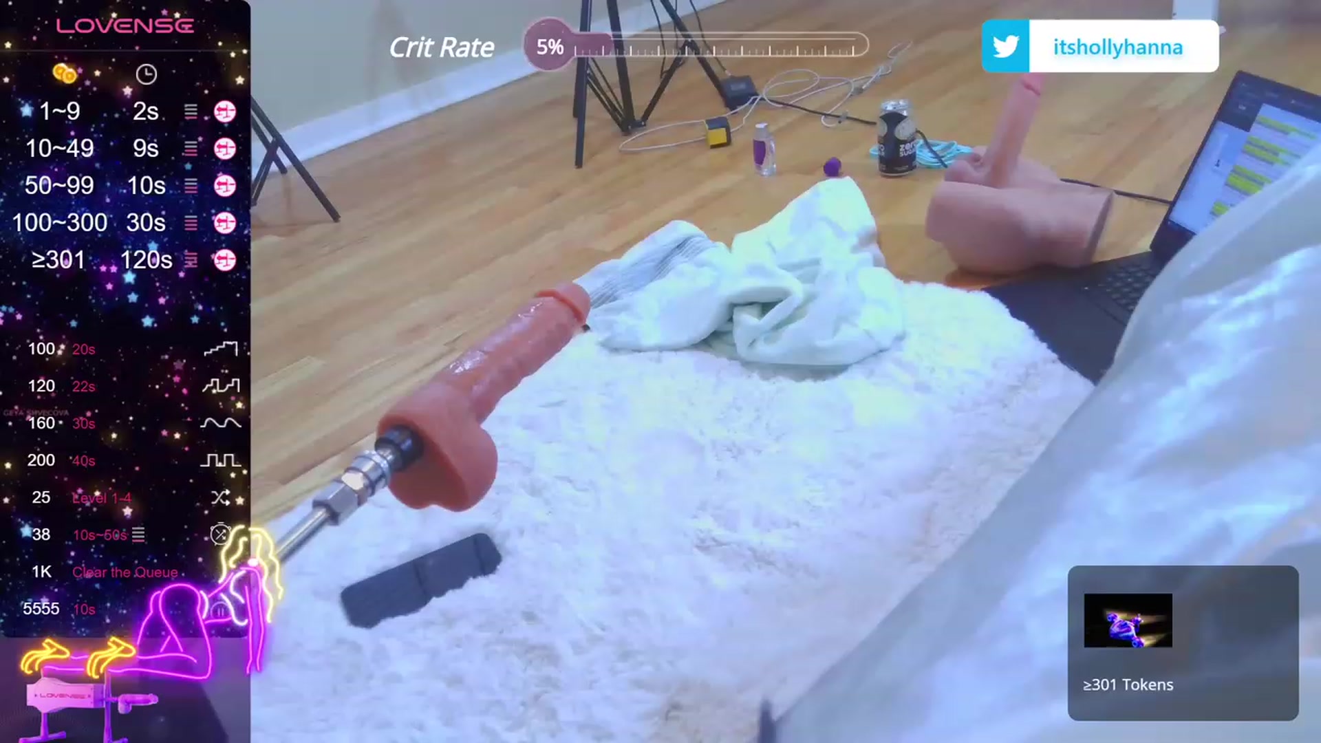 Gallery image thumbnail from HollyHanna's myfreecams stream on, 10/07/2023, 08:00 image 17 of 20