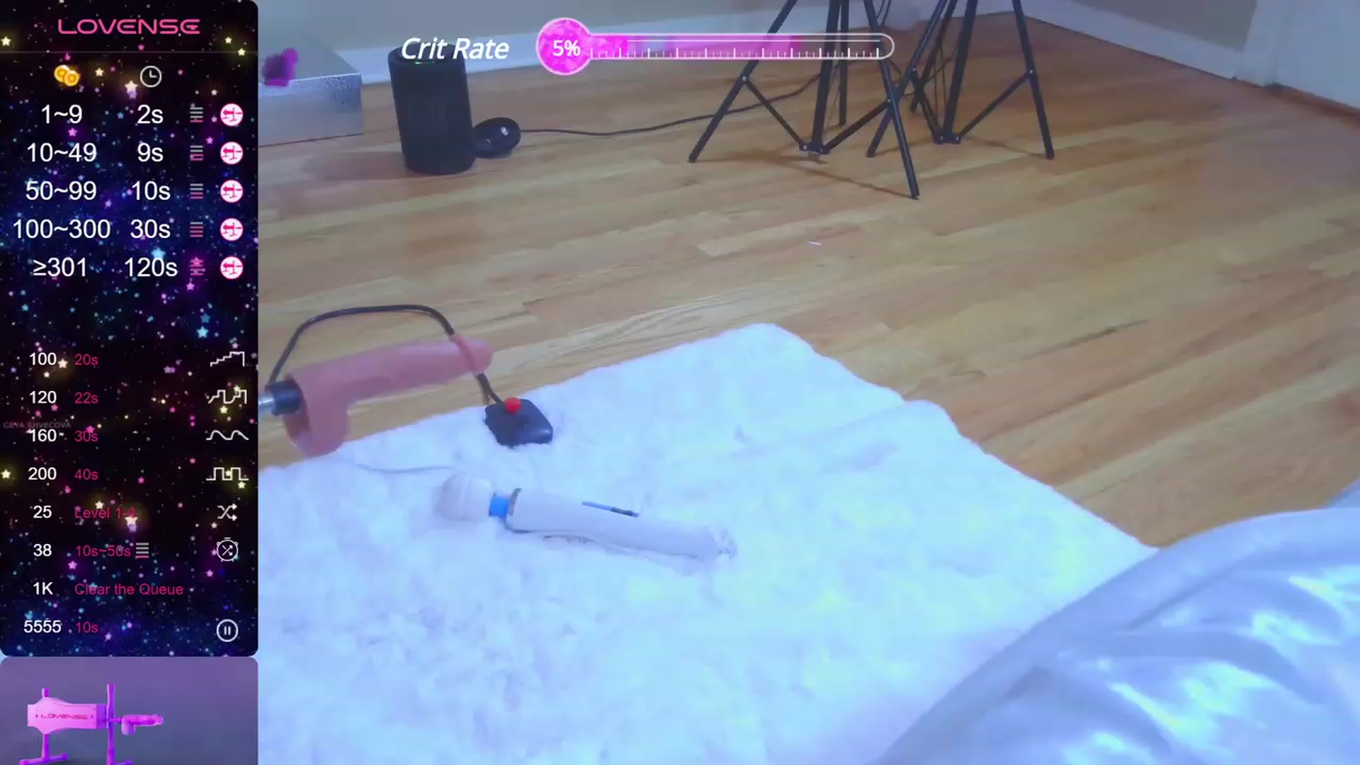 Gallery image thumbnail from HollyHanna's myfreecams stream on, 10/08/2023, 01:00 image 2 of 20