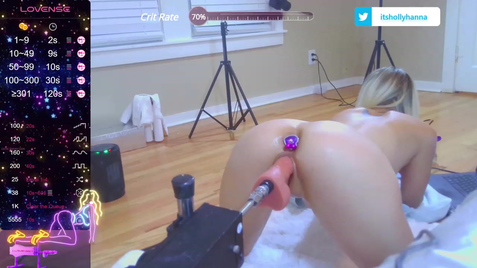 Gallery image thumbnail from HollyHanna's myfreecams stream on, 10/09/2023, 01:15 image 6 of 20