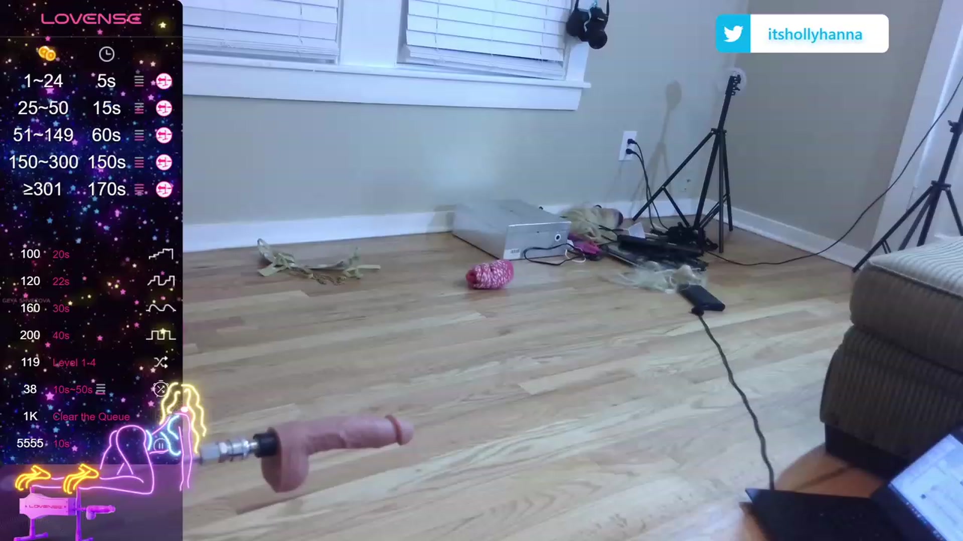 Gallery image thumbnail from HollyHanna's myfreecams stream on, 10/20/2023, 03:27 image 5 of 20