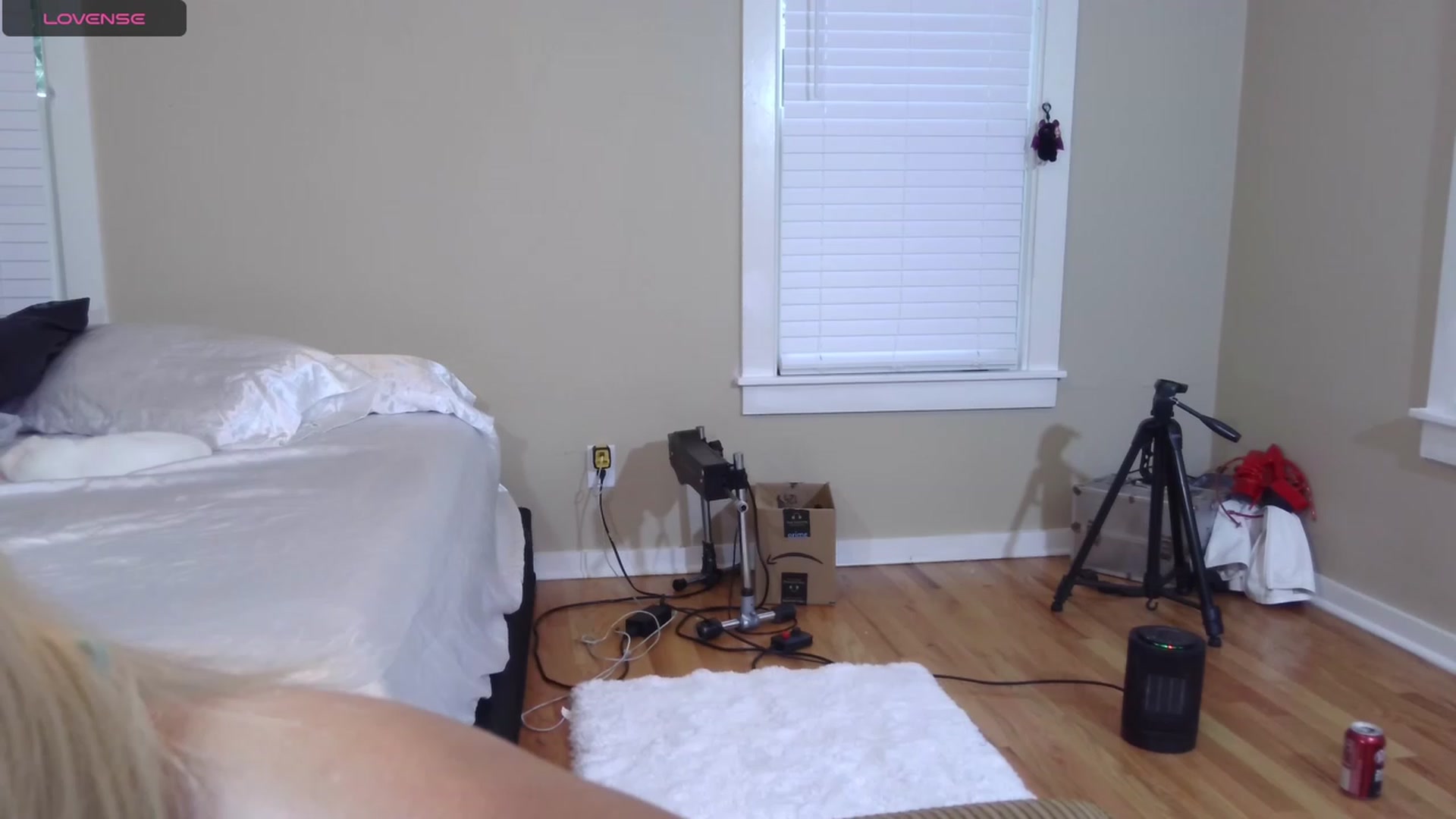 Gallery image thumbnail from HollyHanna's myfreecams stream on, 10/21/2023, 22:39 image 11 of 20