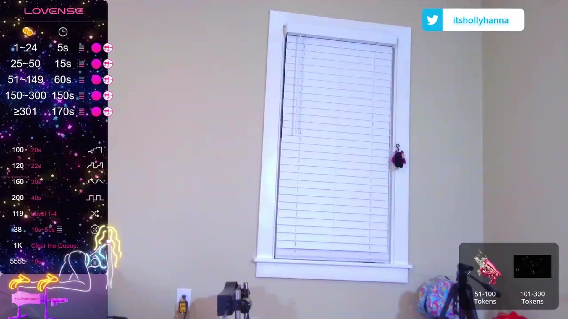 Gallery image thumbnail from HollyHanna's myfreecams stream on, 10/23/2023, 07:01 image 19 of 20