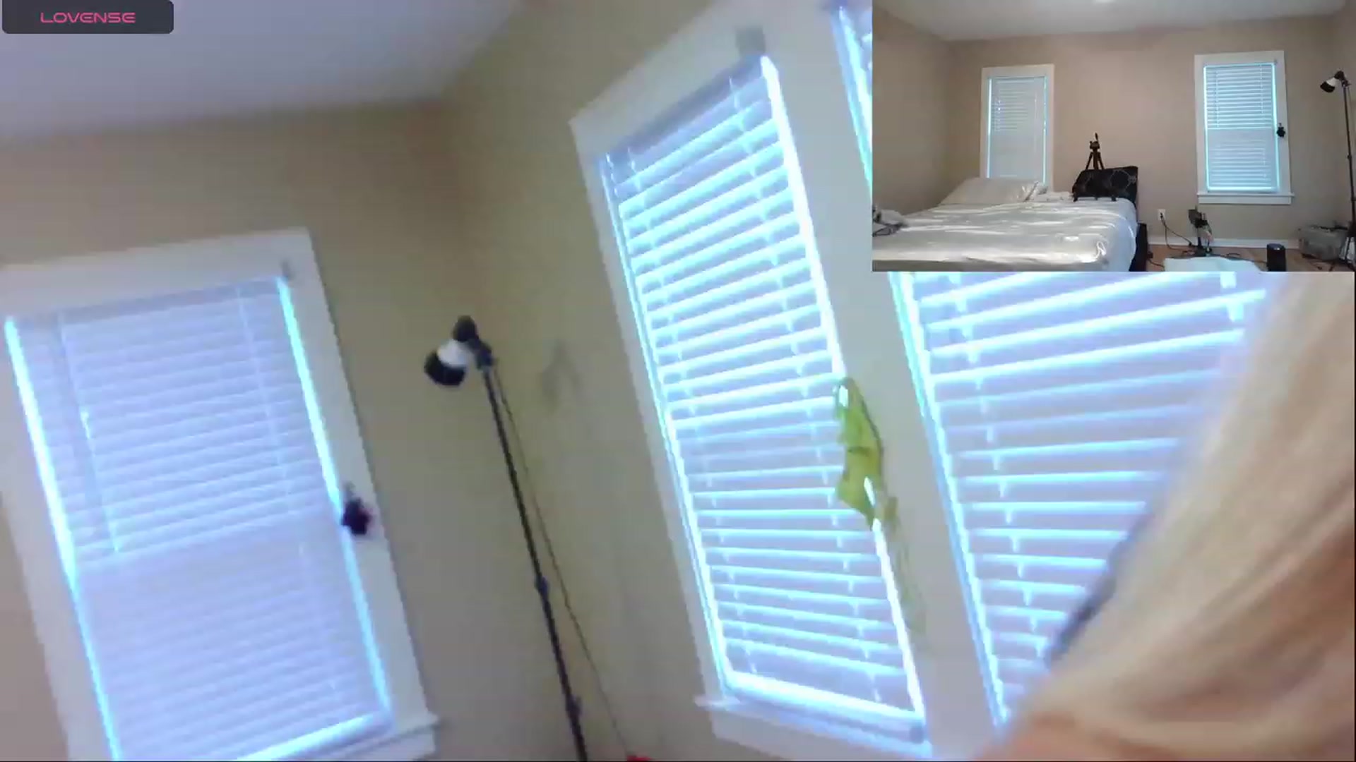 Gallery image thumbnail from HollyHanna's myfreecams stream on, 10/25/2023, 21:12 image 7 of 20