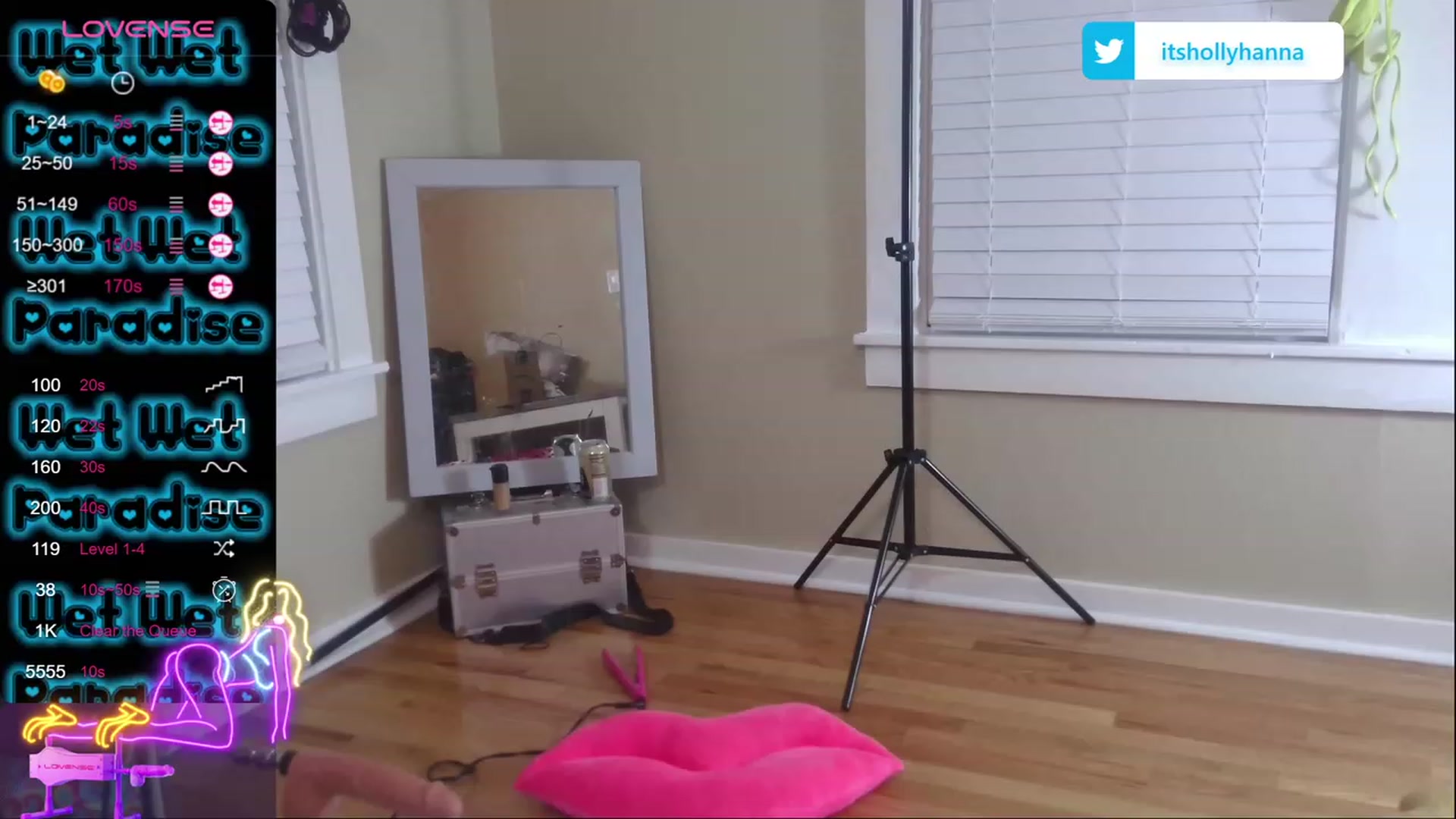 Gallery image thumbnail from HollyHanna's myfreecams stream on, 11/09/2023, 24:38 image 19 of 20