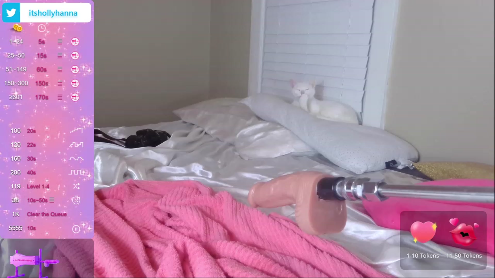 Gallery image thumbnail from HollyHanna's myfreecams stream on, 11/19/2023, 08:06 image 16 of 20