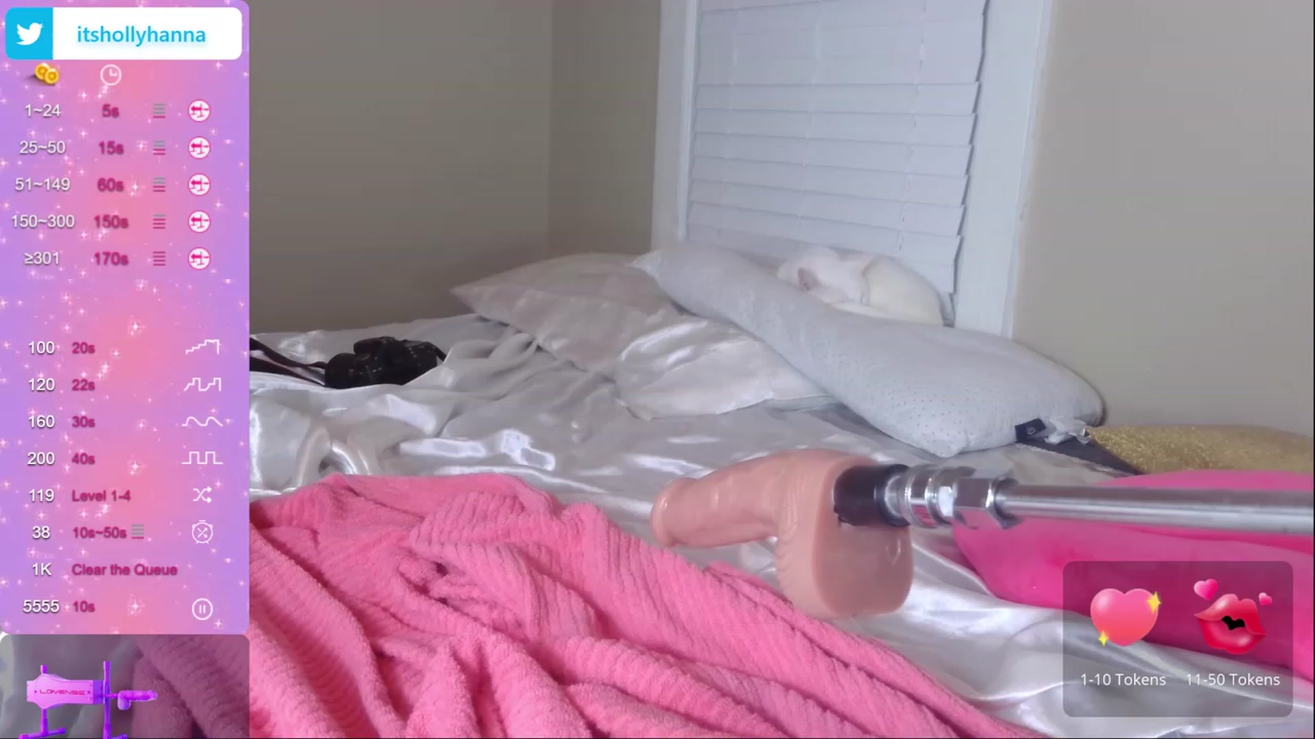 Gallery image thumbnail from HollyHanna's myfreecams stream on, 11/19/2023, 08:06 image 5 of 20
