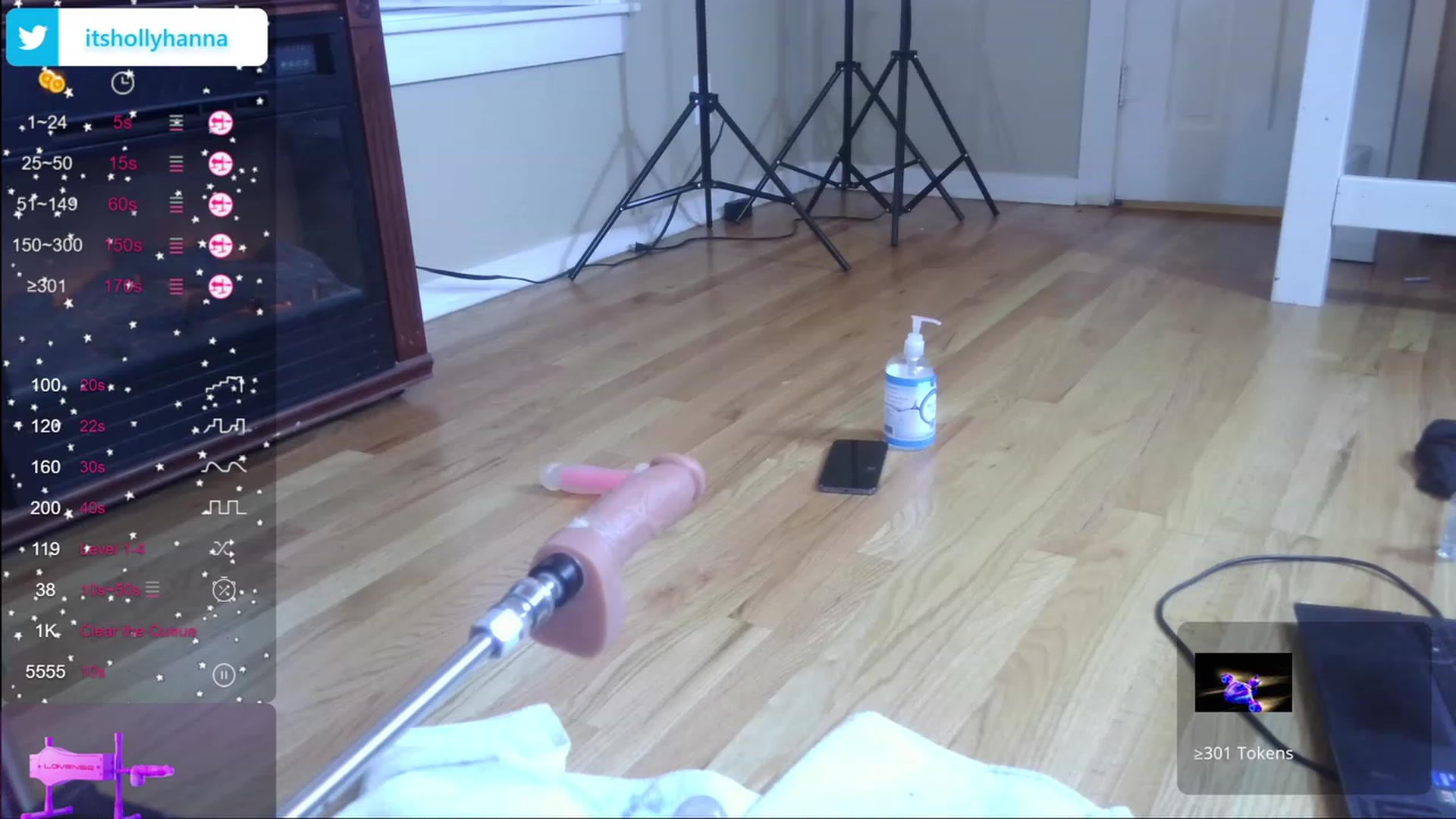 Gallery image thumbnail from HollyHanna's myfreecams stream on, 11/21/2023, 05:53 image 5 of 20