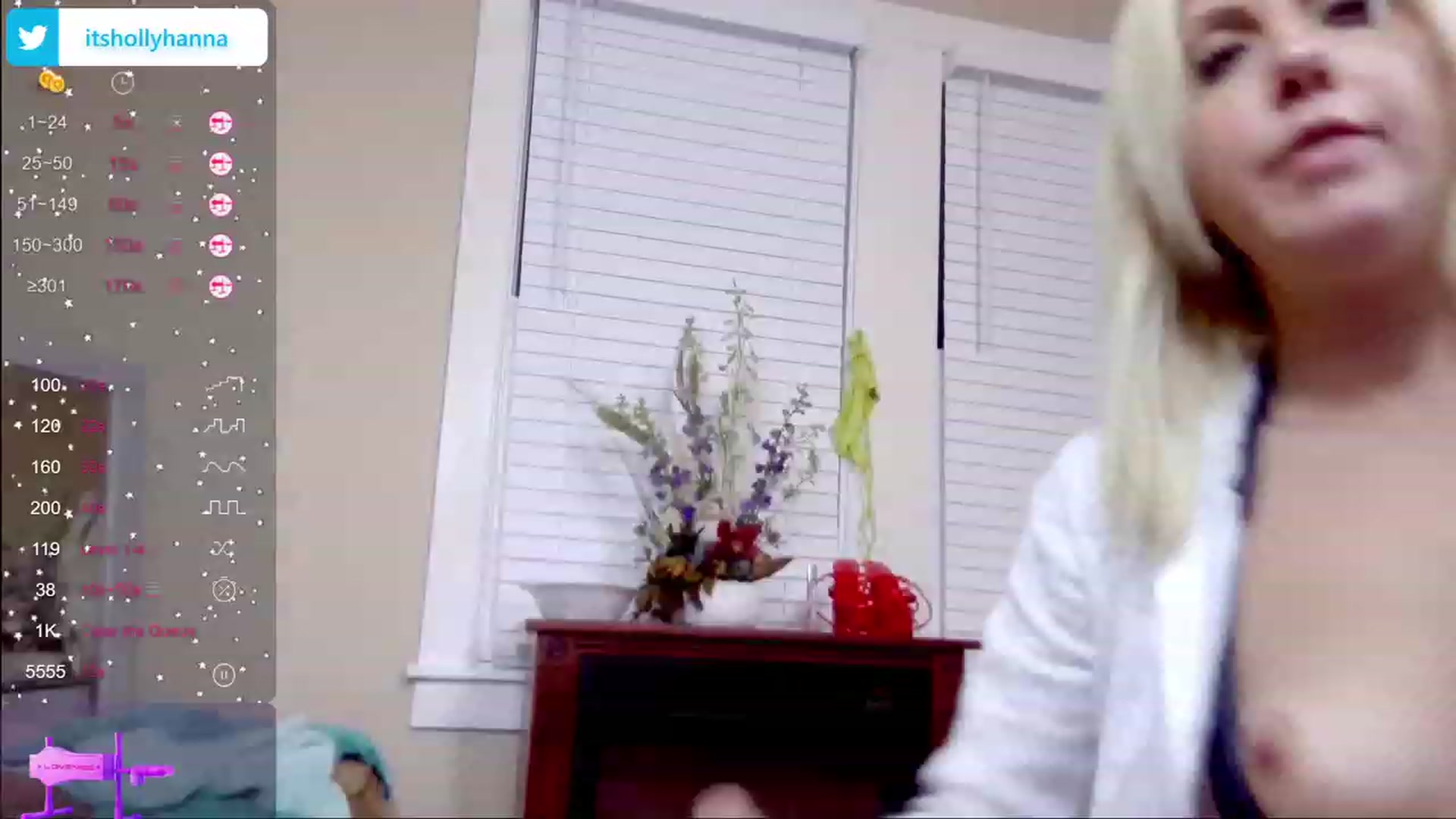 Gallery image thumbnail from HollyHanna's myfreecams stream on, 11/22/2023, 04:35 image 6 of 20