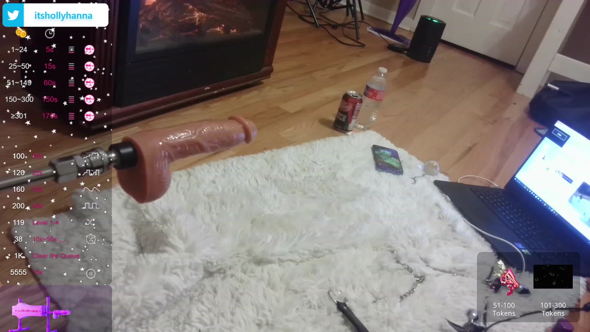 Gallery image thumbnail from HollyHanna's myfreecams stream on, 11/25/2023, 09:20 image 18 of 20