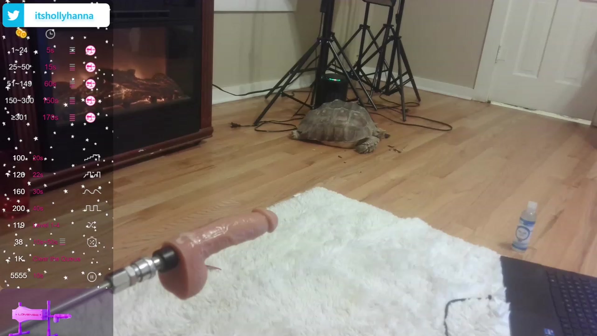 Gallery image thumbnail from HollyHanna's myfreecams stream on, 11/26/2023, 07:25 image 20 of 20