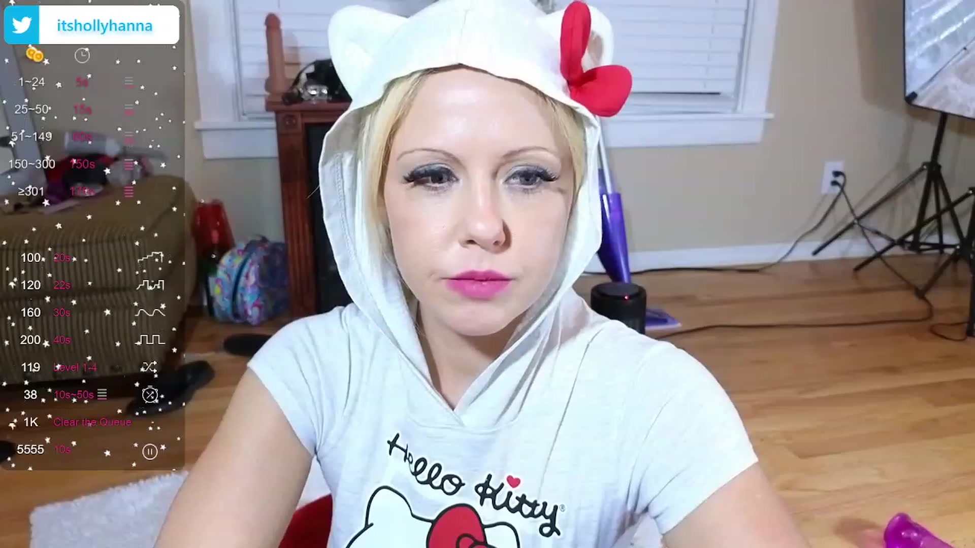 Gallery image thumbnail from HollyHanna's myfreecams stream on, 11/29/2023, 03:15 image 19 of 20