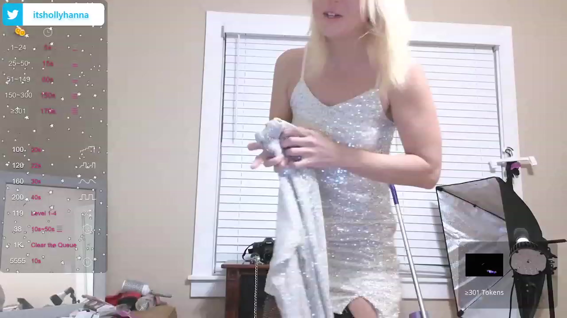 Gallery image thumbnail from HollyHanna's myfreecams stream on, 11/30/2023, 02:19 image 8 of 20