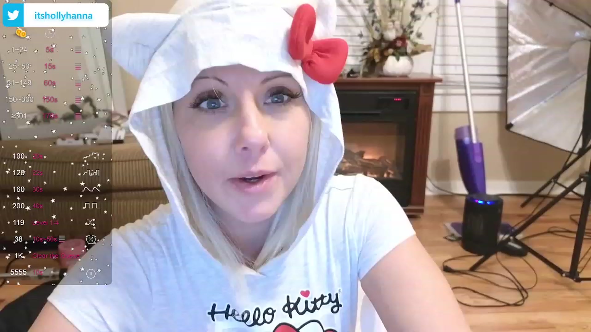 Gallery image thumbnail from HollyHanna's myfreecams stream on, 11/30/2023, 02:19 image 2 of 20