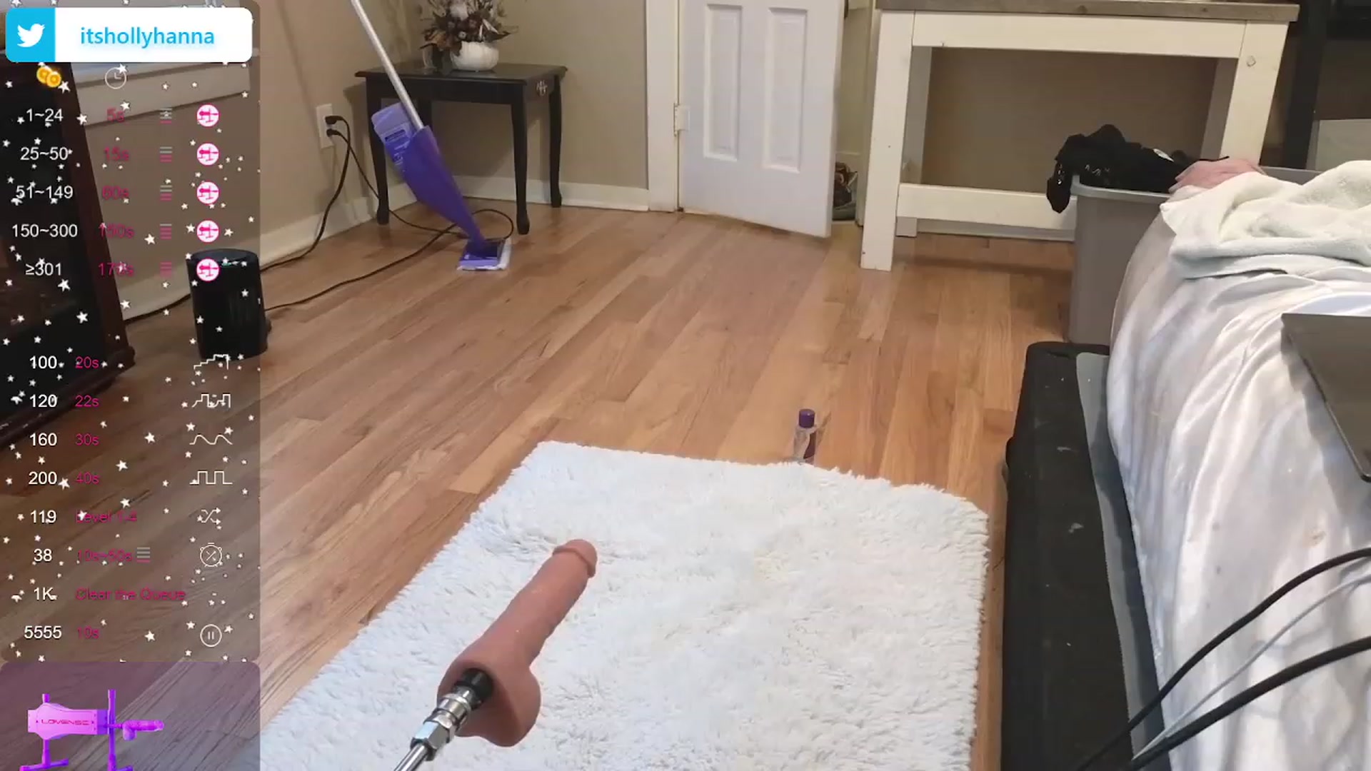 Gallery image thumbnail from HollyHanna's myfreecams stream on, 12/06/2023, 22:02 image 5 of 20