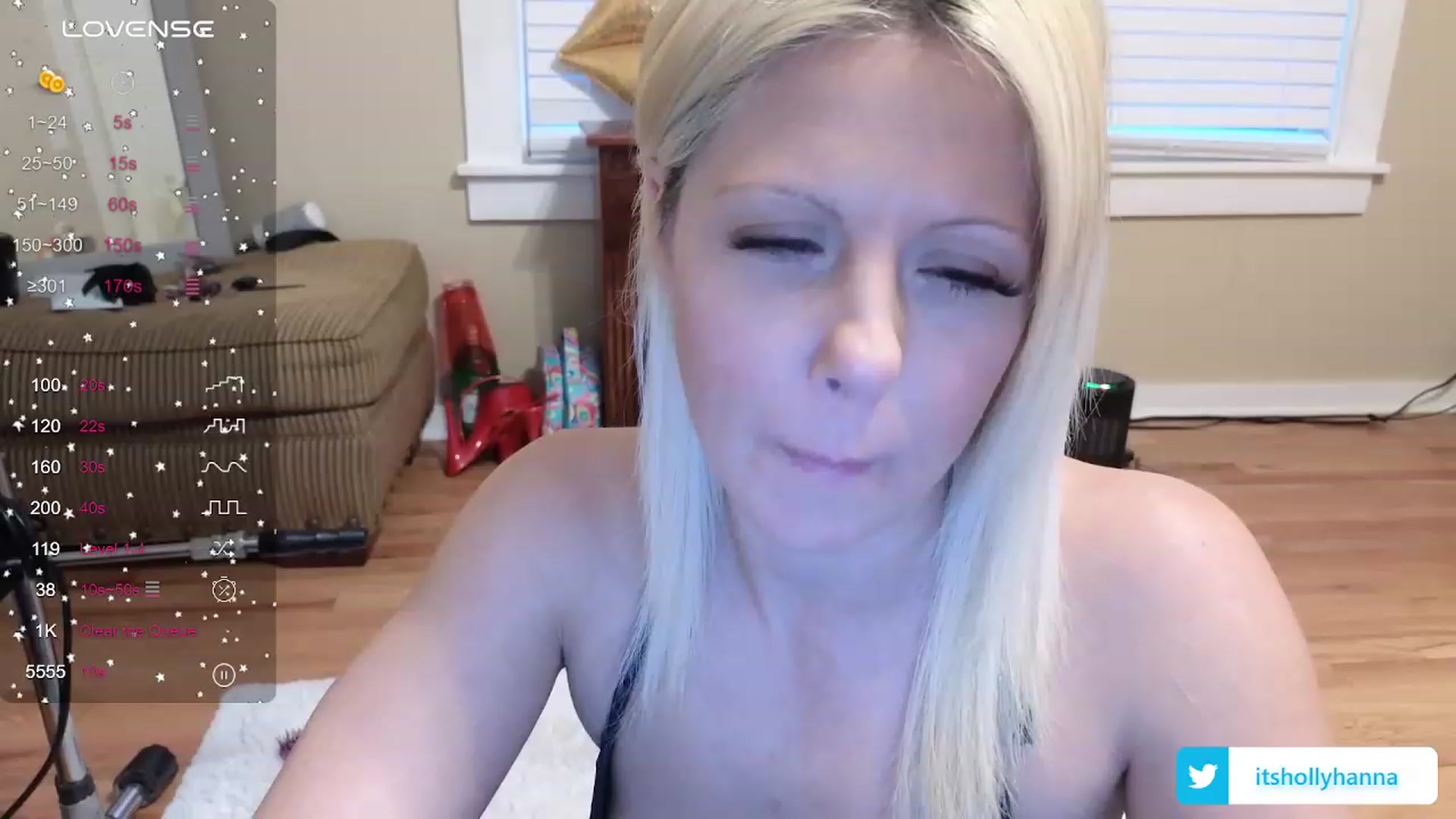 Gallery image thumbnail from HollyHanna's myfreecams stream on, 12/12/2023, 24:12 image 7 of 20