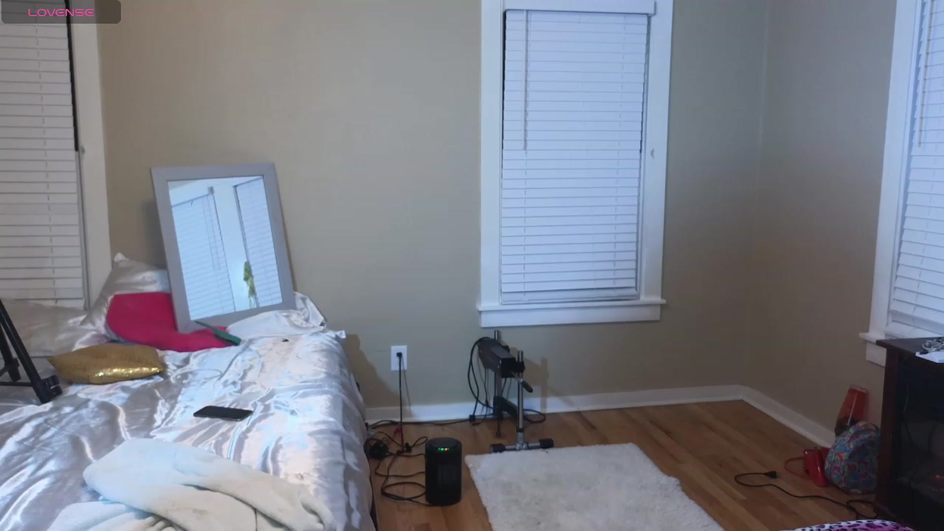 Gallery image thumbnail from HollyHanna's myfreecams stream on, 12/15/2023, 03:21 image 5 of 20