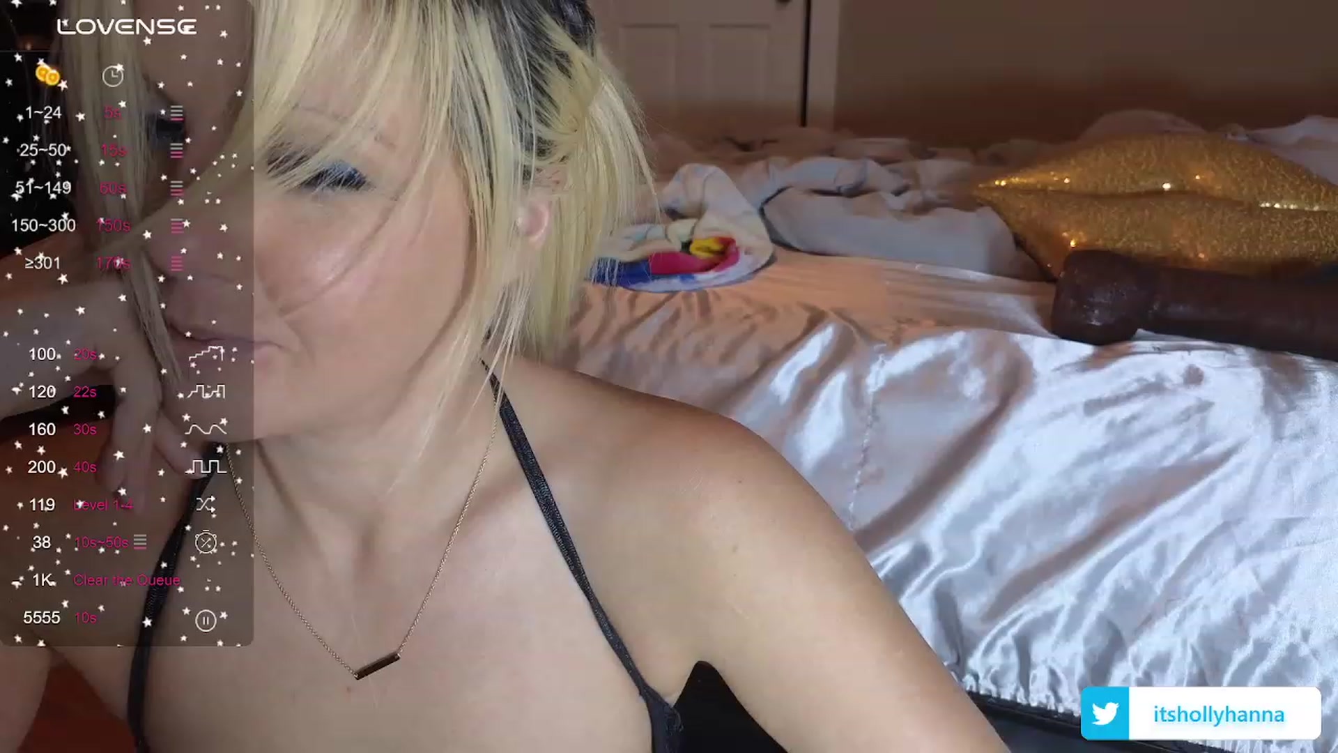 Gallery image thumbnail from HollyHanna's myfreecams stream on, 12/30/2023, 02:12 image 11 of 20