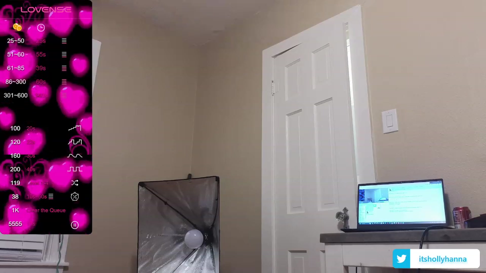 Gallery image thumbnail from HollyHanna's myfreecams stream on, 01/24/2024, 24:30 image 19 of 20