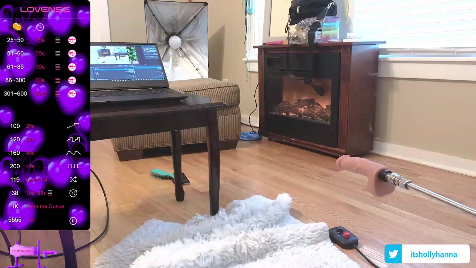 Gallery image thumbnail from HollyHanna's myfreecams stream on, 01/25/2024, 22:48 image 4 of 20