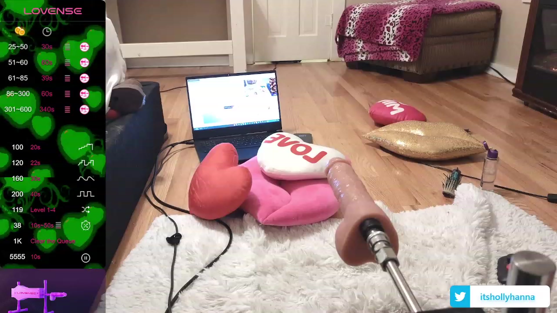 Gallery image thumbnail from HollyHanna's myfreecams stream on, 01/29/2024, 07:21 image 13 of 20