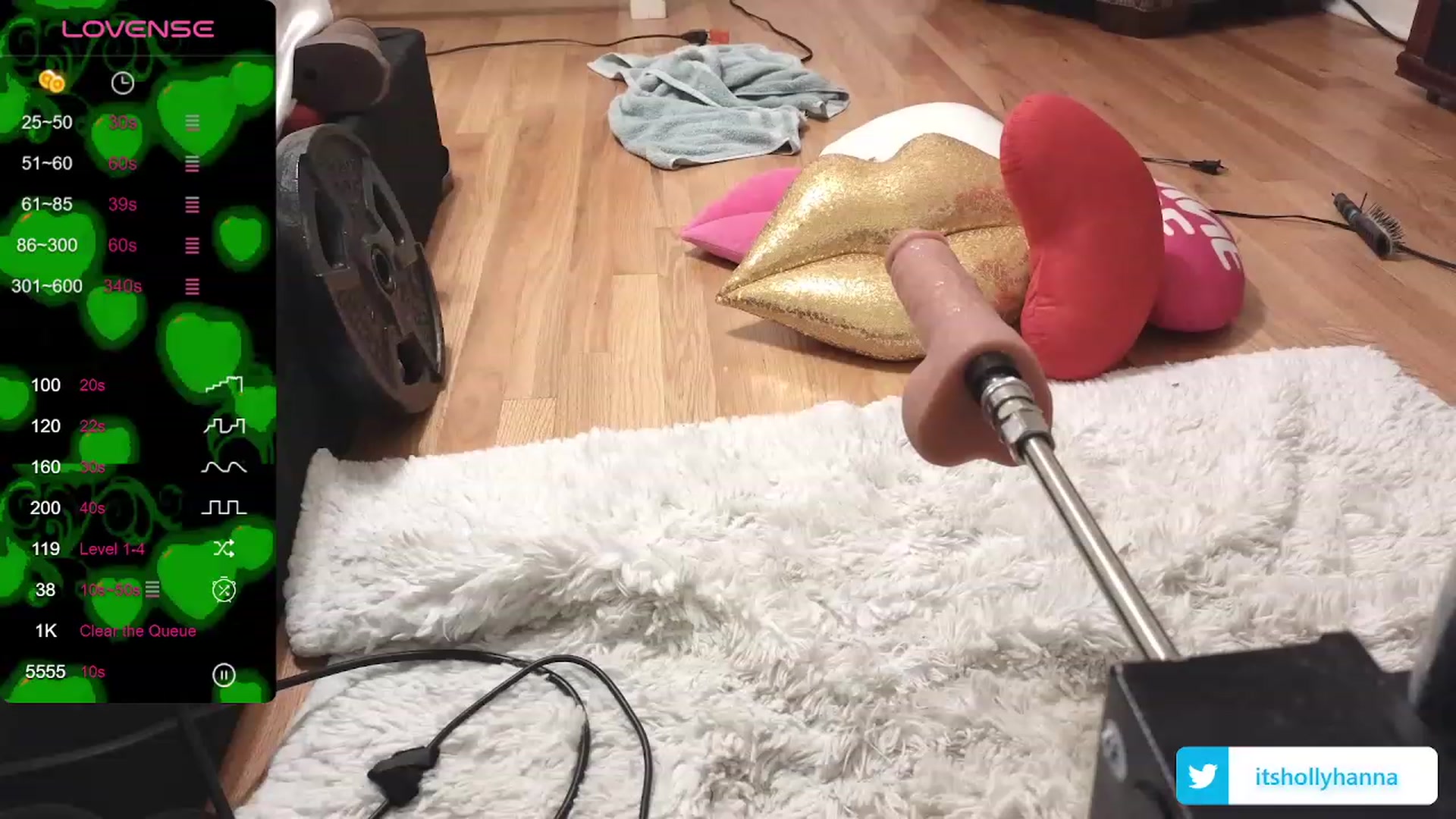 Gallery image thumbnail from HollyHanna's myfreecams stream on, 01/29/2024, 08:11 image 12 of 20