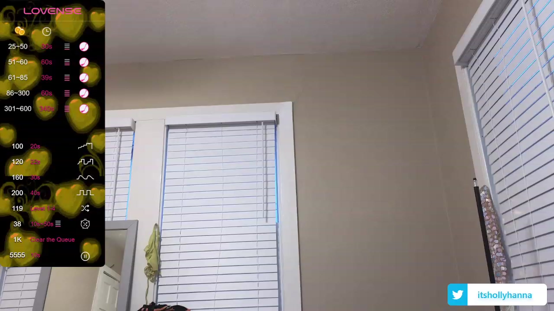 Gallery image thumbnail from HollyHanna's myfreecams stream on, 01/31/2024, 24:32 image 14 of 20