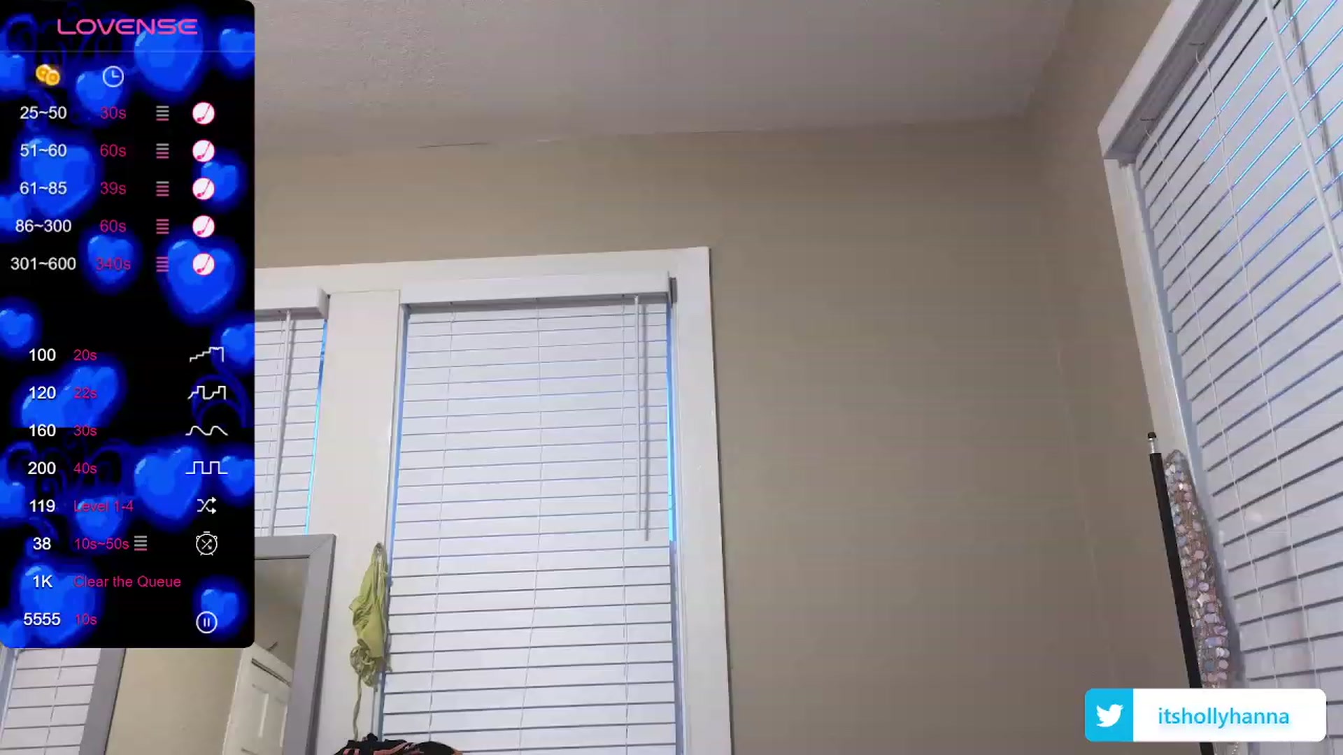 Gallery image thumbnail from HollyHanna's myfreecams stream on, 01/31/2024, 24:32 image 13 of 20