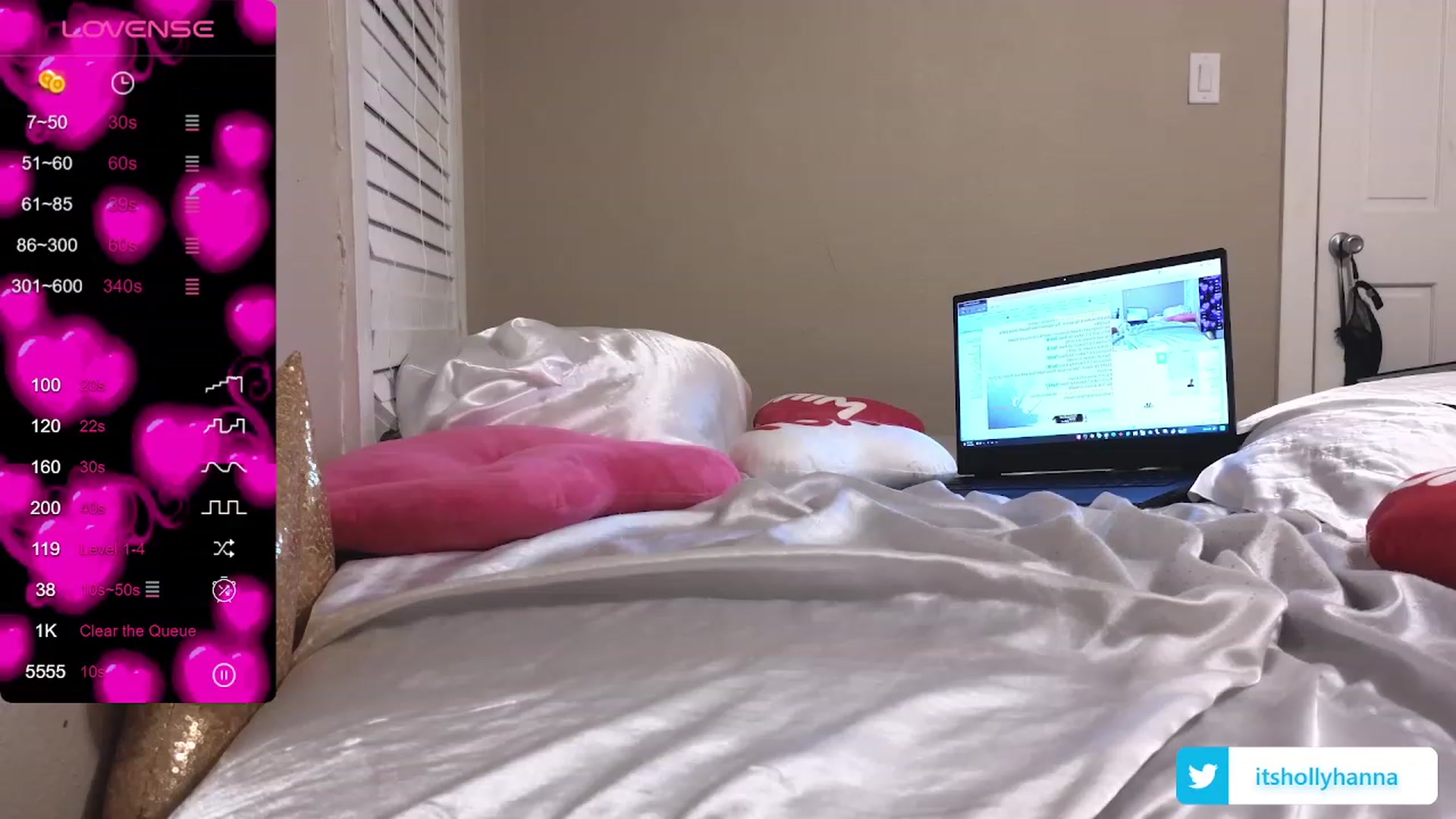 Gallery image thumbnail from HollyHanna's myfreecams stream on, 01/31/2024, 04:03 image 15 of 20