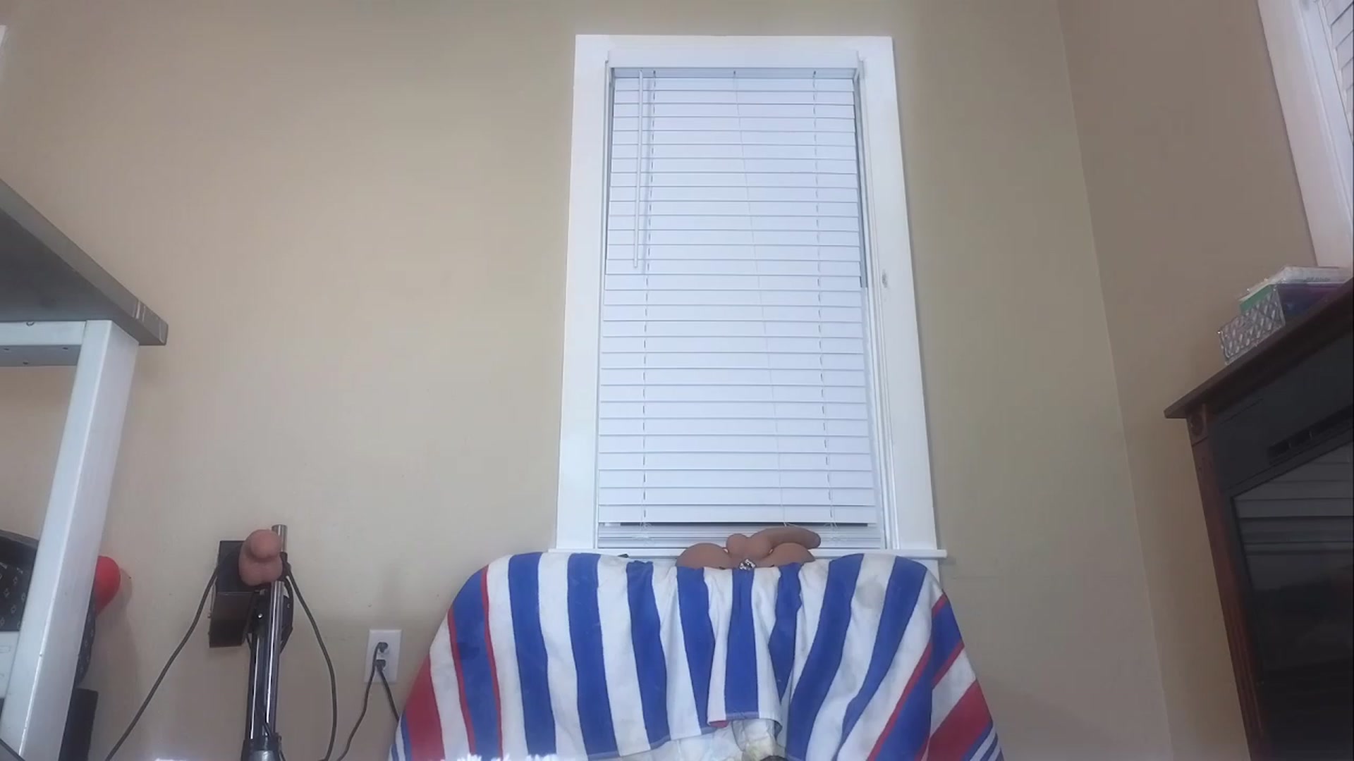 Gallery image thumbnail from HollyHanna's myfreecams stream on, 02/19/2024, 04:19 image 14 of 20