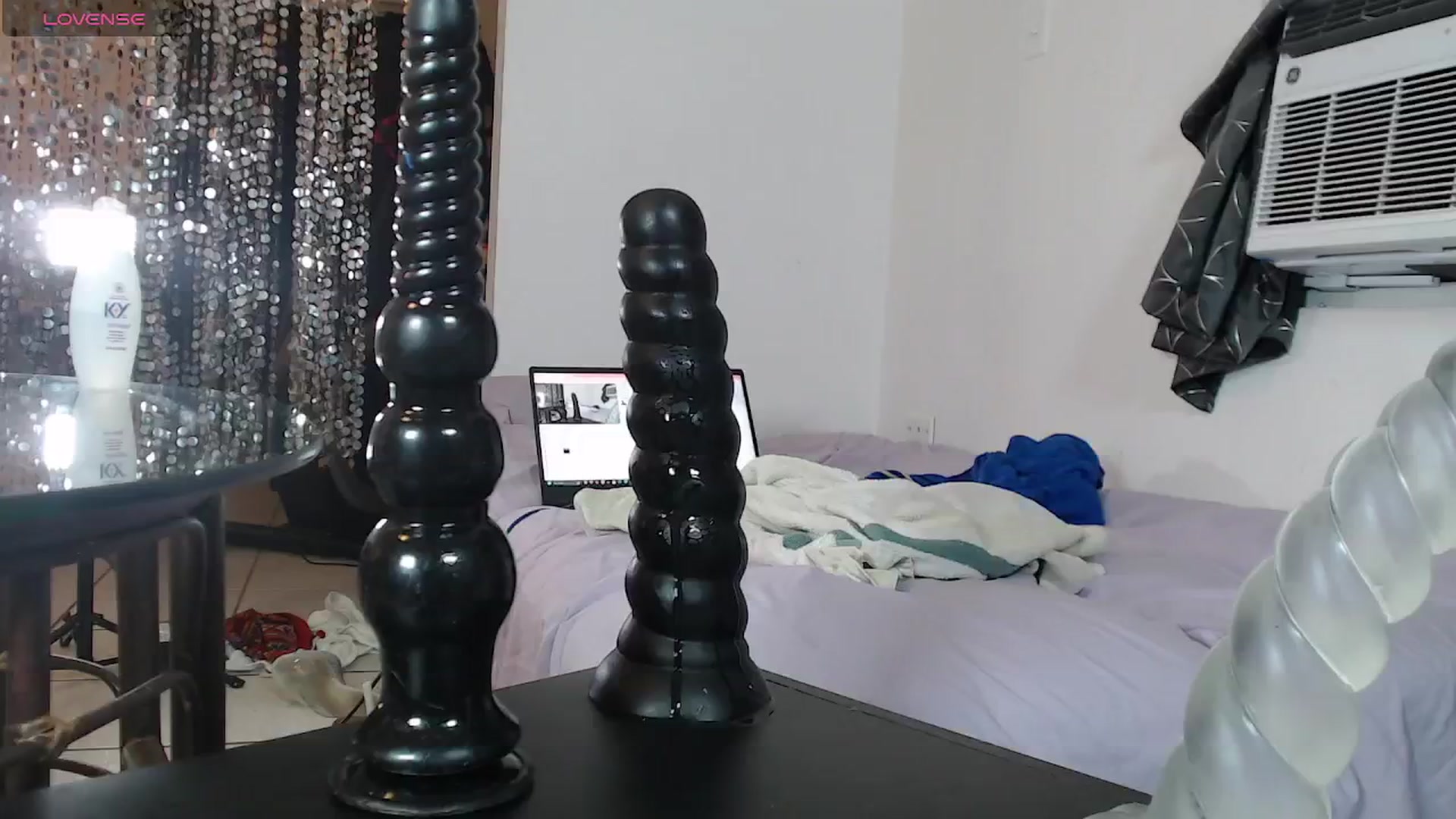 Gallery image thumbnail from HollyHanna's myfreecams stream on, 09/15/2024, 08:10 image 17 of 20