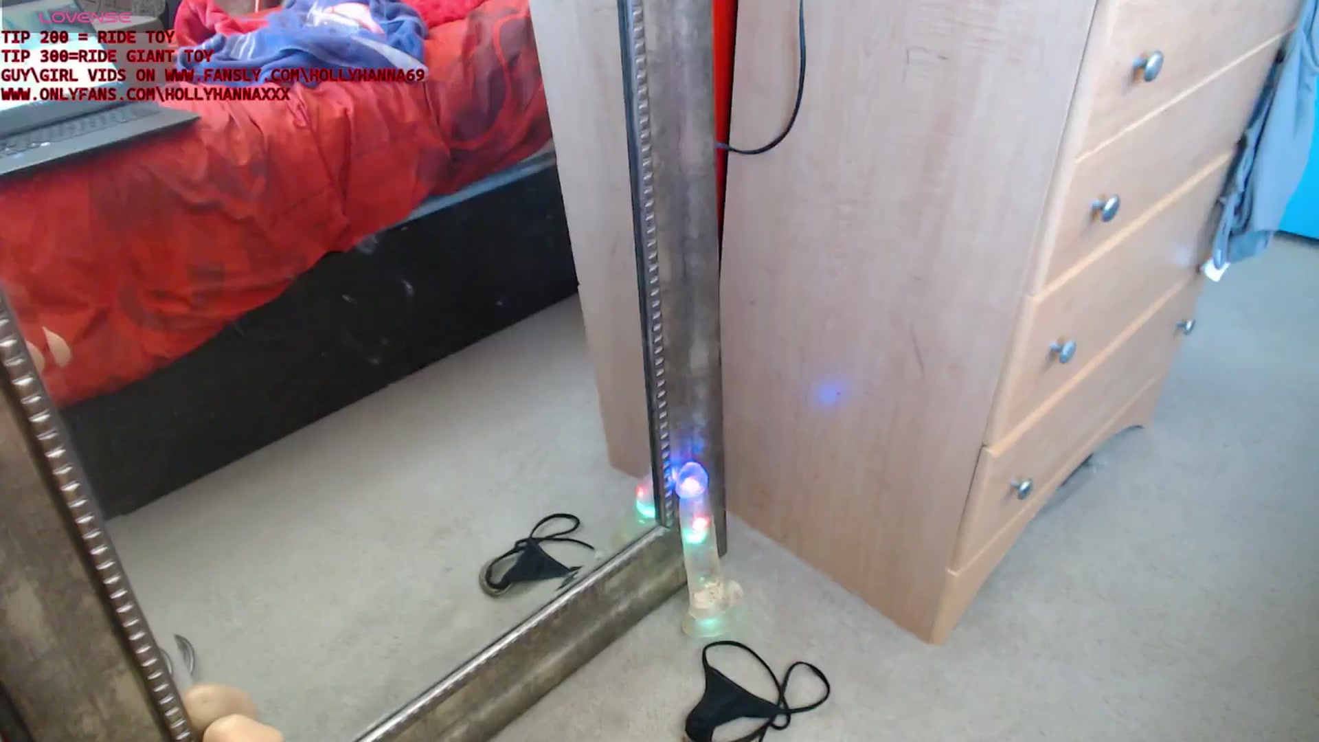 Gallery image thumbnail from HollyHanna's myfreecams stream on, 02/26/2025, 20:48 image 9 of 20