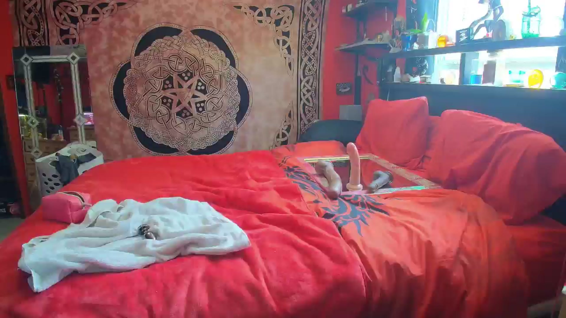 Gallery image thumbnail from HollyHanna's myfreecams stream on, 05/11/2025, 23:15 image 6 of 20