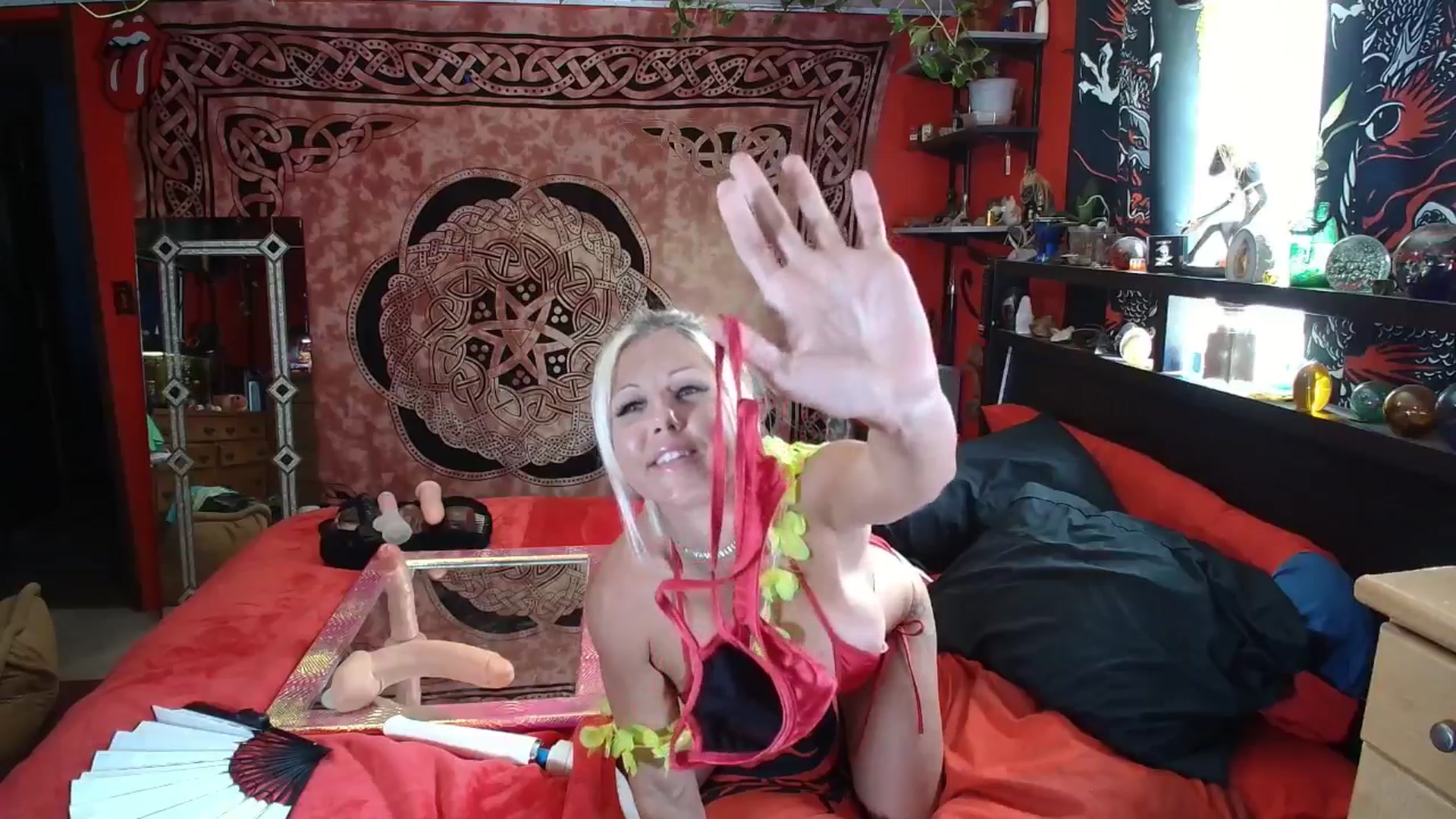 Gallery image thumbnail from HollyHanna's myfreecams stream on, 06/02/2025, 21:46 image 12 of 20