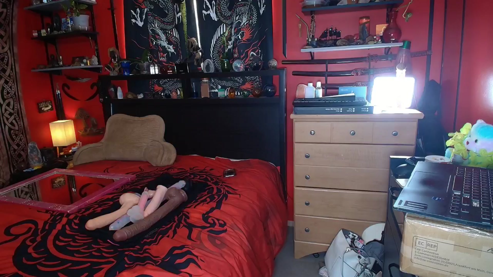 Gallery image thumbnail from HollyHanna's myfreecams stream on, 06/08/2025, 19:43 image 5 of 20