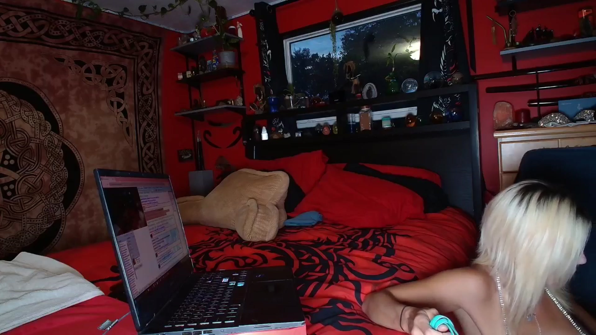 Gallery image thumbnail from HollyHanna's myfreecams stream on, 07/01/2025, 02:03 image 12 of 20