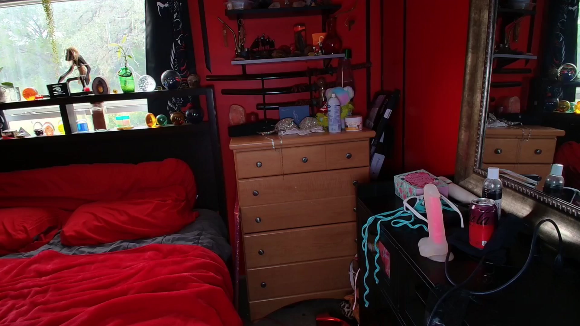 Gallery image thumbnail from HollyHanna's myfreecams stream on, 07/13/2025, 23:19 image 13 of 20