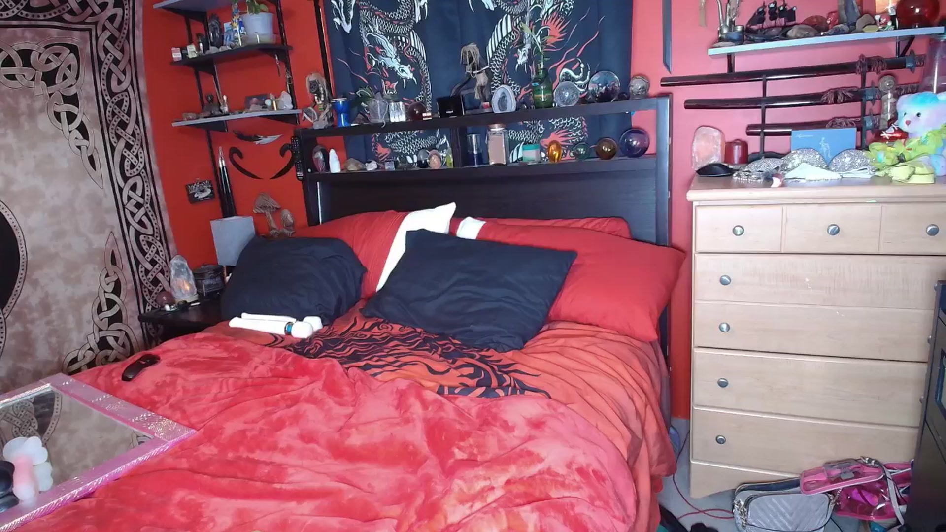 Gallery image thumbnail from HollyHanna's myfreecams stream on, 07/28/2025, 02:15 image 5 of 20