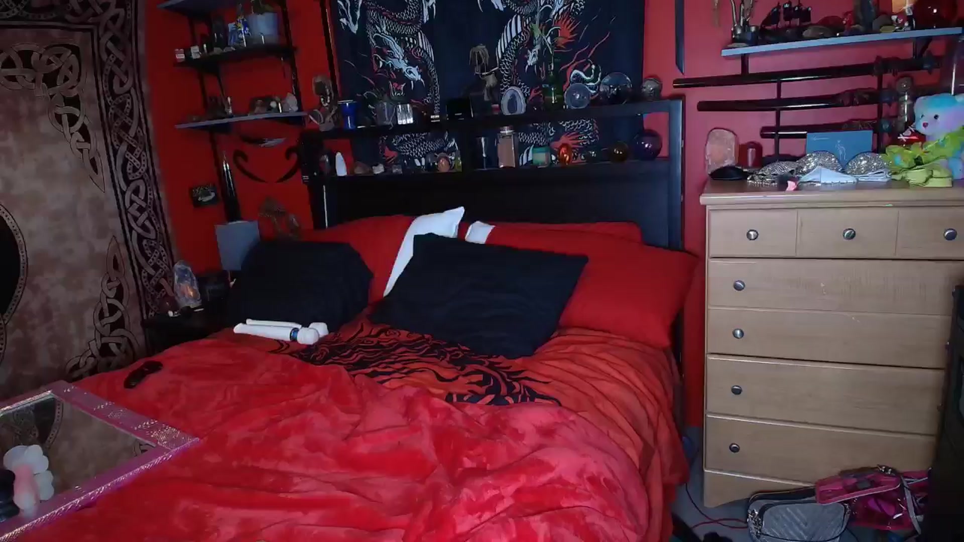 Gallery image thumbnail from HollyHanna's myfreecams stream on, 07/28/2025, 02:15 image 4 of 20