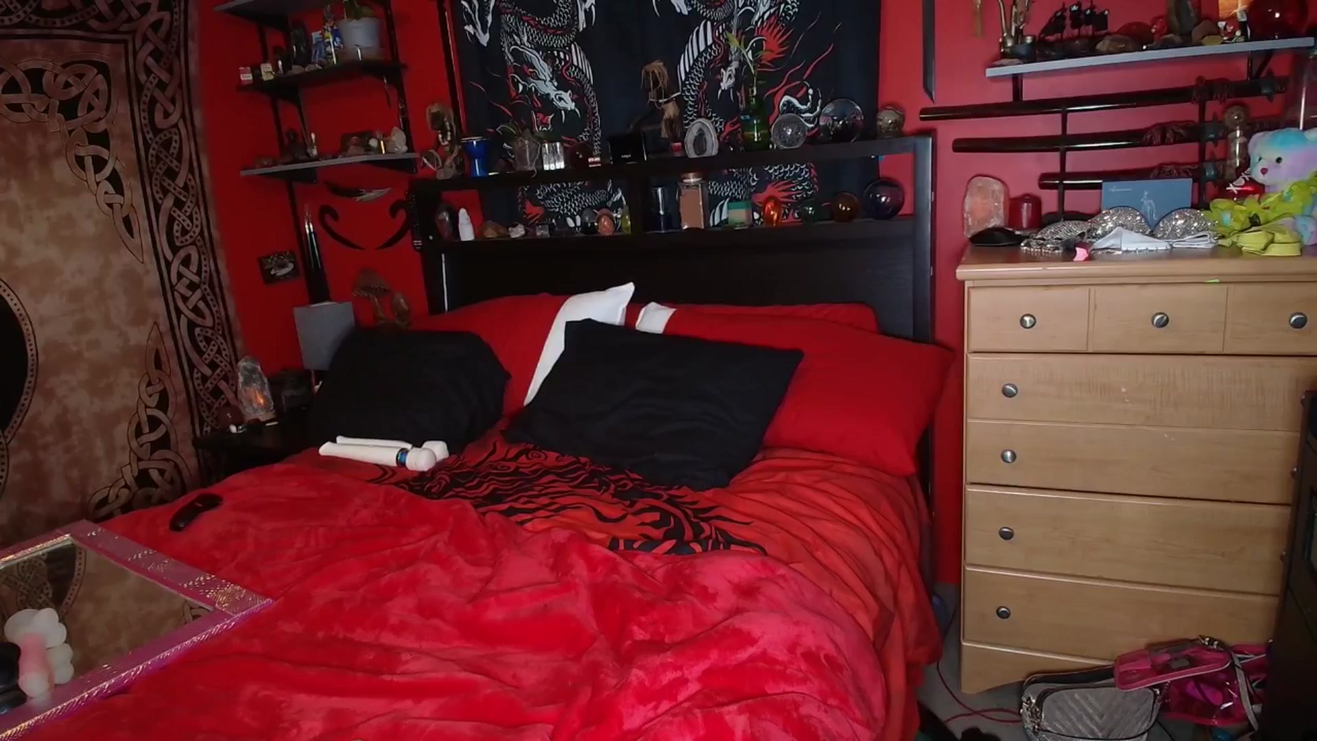 Gallery image thumbnail from HollyHanna's myfreecams stream on, 07/28/2025, 02:15 image 3 of 20